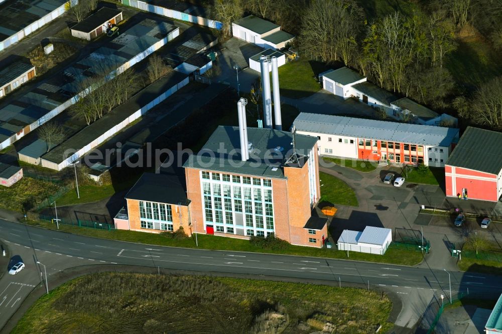 Dessau from the bird's eye view: Power station plants of the combined heat and power station - regional heat DVV Heizwerk Ost Am Friedrichsgarten in Dessau in the state Saxony-Anhalt, Germany