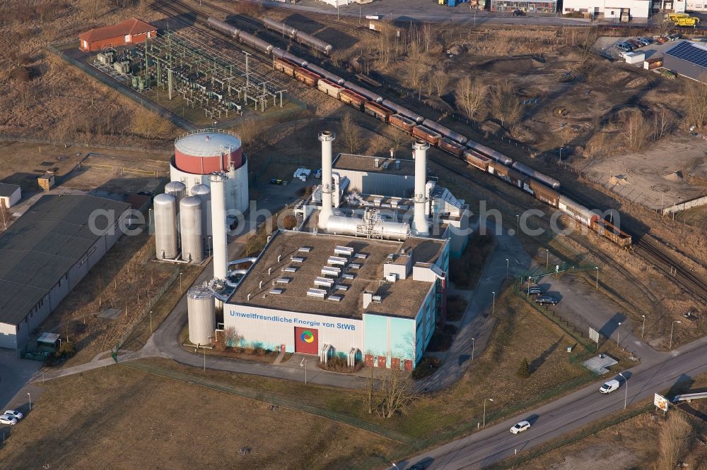 Aerial image Brandenburg an der Havel - Power station plants of the combined heat and power station - regional heat on Upstallstrasse in Brandenburg an der Havel in the state Brandenburg, Germany