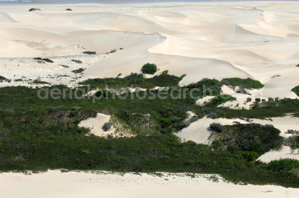 Blue Horizon Bay from above - Blick auf den Strandbereich Blue Horizon Bay am Indischen Ozean. Blue Horizon Bay beach area on the Indian Ocean.