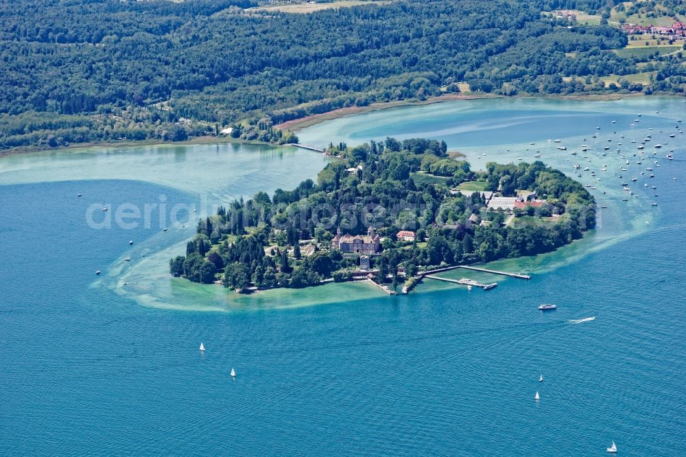 Konstanz from the bird's eye view: Island area Mainau with the village center in Konstanz in the state Baden-Wuerttemberg, Germany