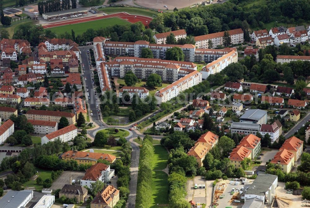 Eisenach from above - Not far from the roundabout Ernst Thaelmann Street, between Ulrich von Hutten-road and Arnsdorf road, the BMW listed settlement has been modernized in recent years. The once-designed for the employees in the automotive industry, residential area in Eisenach in Thuringia was upgraded to high-quality condominiums