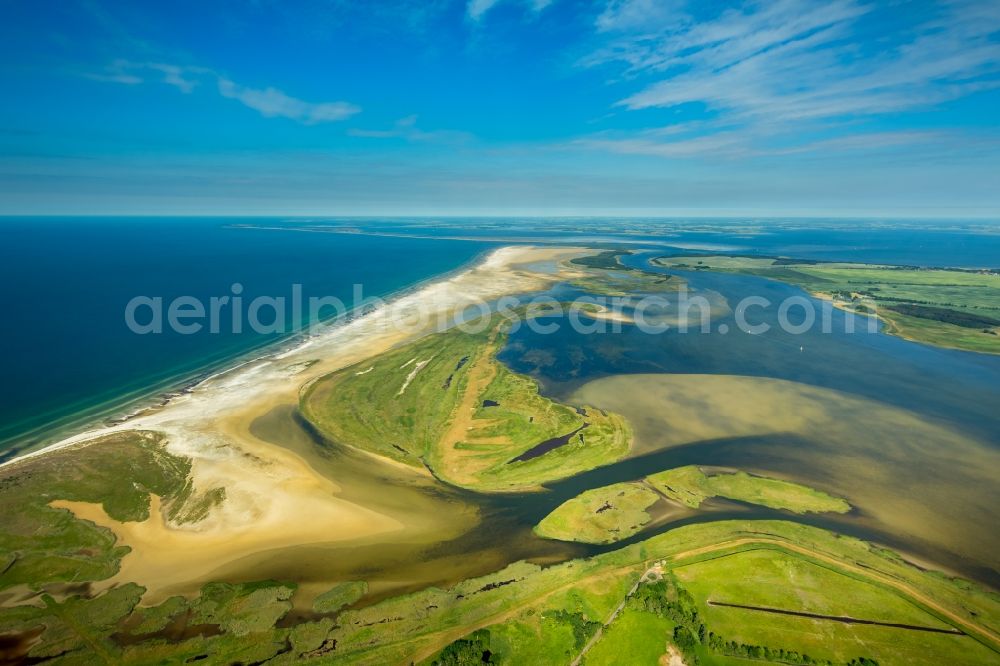 Zingst from above - Coastline on the sandy beach of Baltic Sea in Zingst in the state Mecklenburg - Western Pomerania