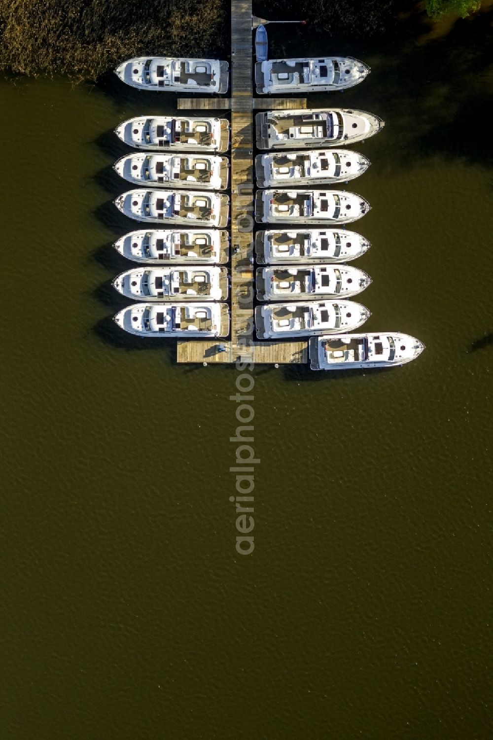 Fürstenberg/Havel from the bird's eye view: View of boats at the lake Roeblinsee in Fuerstenberg / Havel in the state Brandenburg