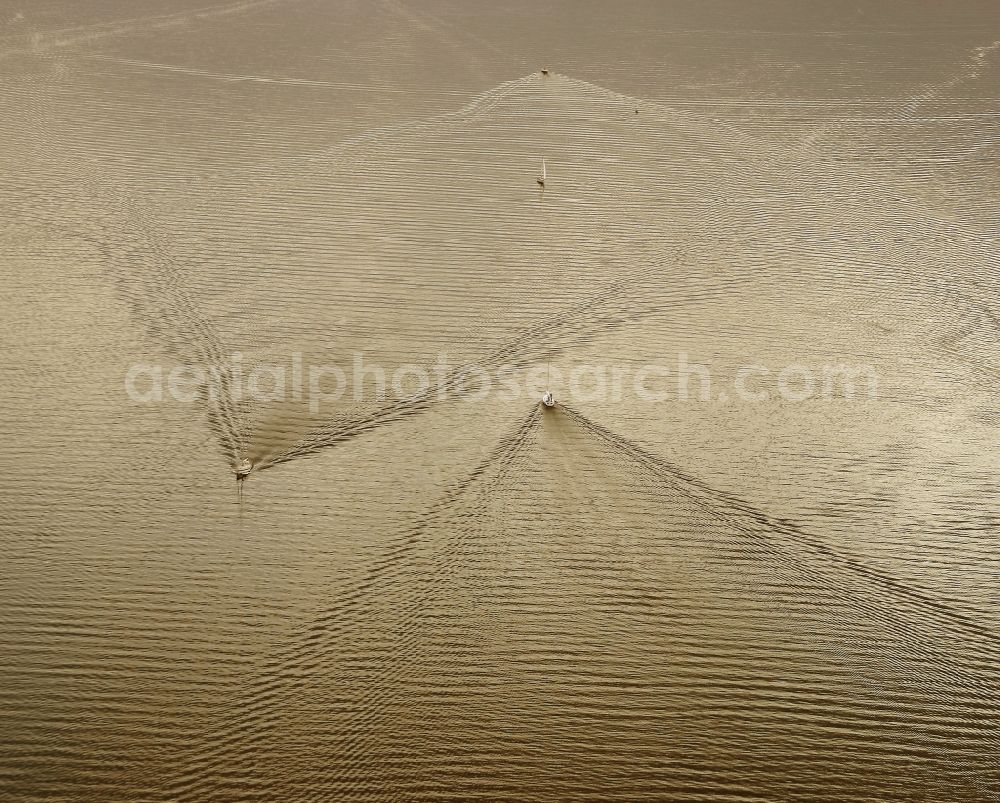 Aerial photograph Kiel - Boats on the water in Kiel in Schleswig-Holstein