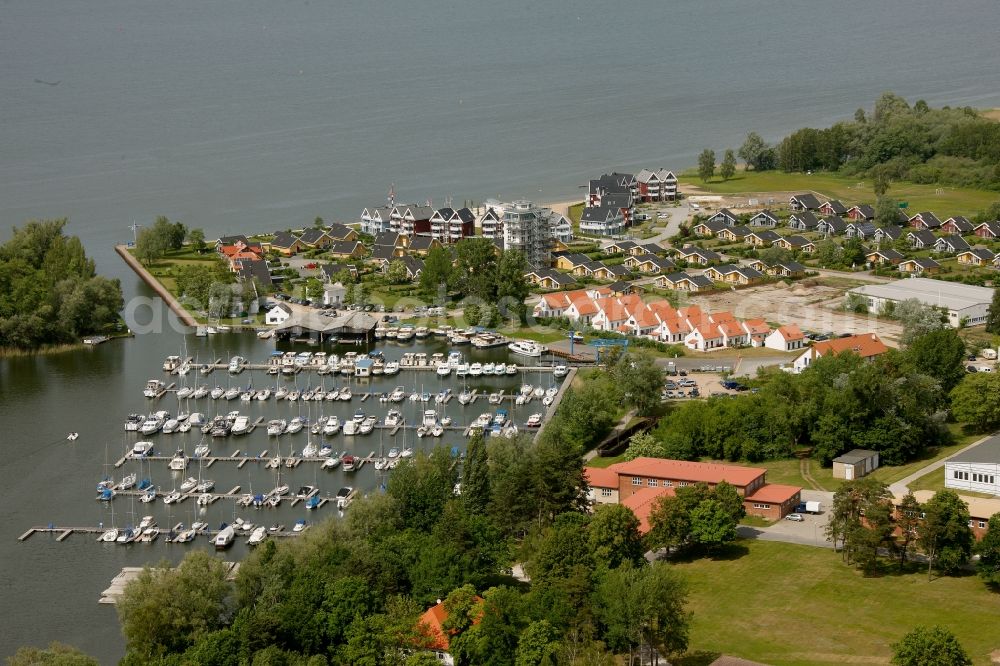 Rechlin from above - Boat mooring in Claassee in Rechlin in Mecklenburg-Vorpommern. In addition to Wolfgang Gerbere boats the docks are also used by the houseboat rental company HAPIMAG