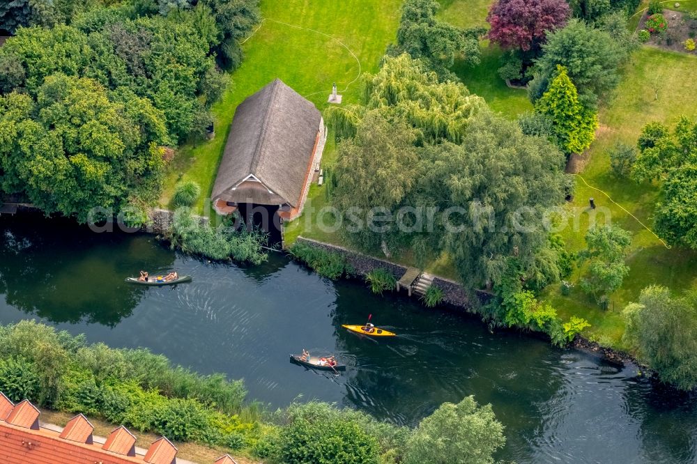 Aerial photograph Plau am See - Boat House ranks with the recreational marine jetties and boat mooring area on the banks on Plauer See in Plau am See in the state Mecklenburg - Western Pomerania