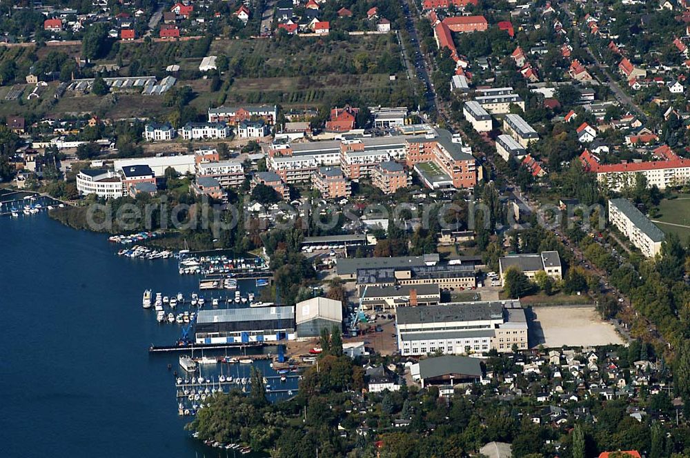 Aerial image Berlin - Köpenick - 01.10.2003 Bootswerf am Müggelseedamm an der Müggelspree in Berlin - Köpenick