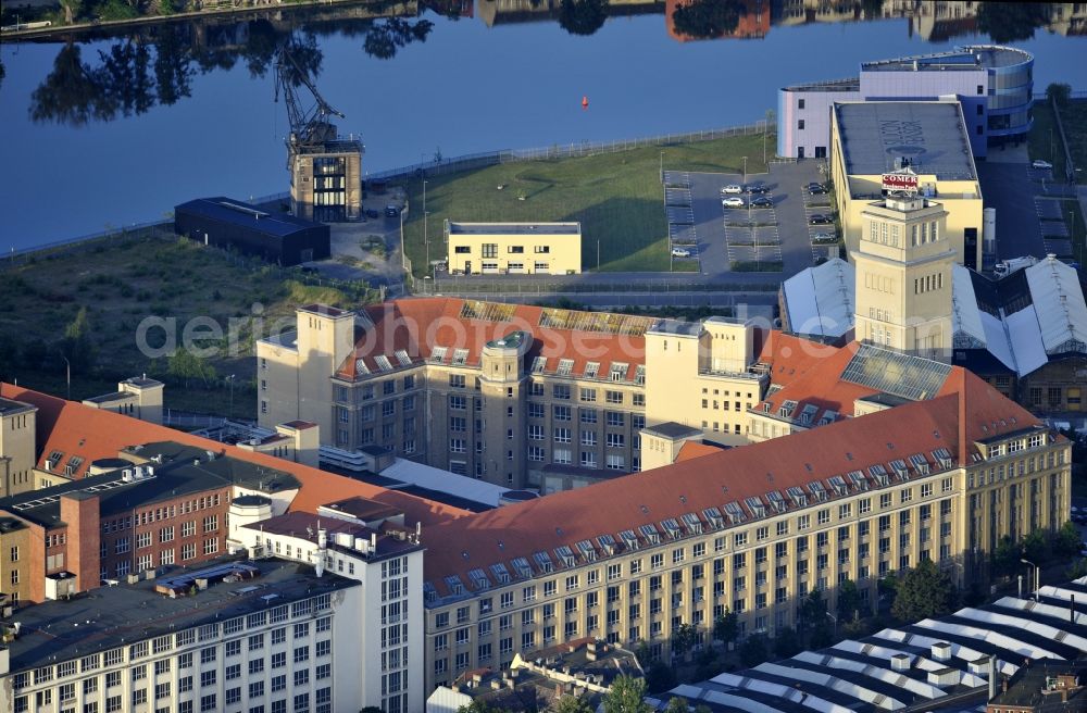 Aerial image Oberschöneweide - View of the BOS Berlin Oberspree Sondermaschinenbau GmbH & Co in Treptow-Köpenick in Berlin