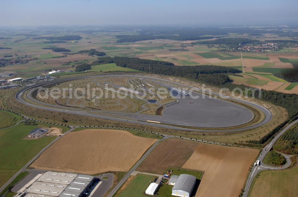 BOXBERG from above - Die Robert Bosch GmbH betreibt im Boxberger Ortsteil Windischbuch eine 94 ha große Teststrecke im Gewerbegebiet Seehof. Boxberg ist eine badische Stadt im Main-Tauber-Kreis im Nordosten des Landes Baden-Württemberg. Robert Bosch GmbH Prüfzentrum Boxberg, Robert Bosch Strasse 25 ,97944 Boxberg-Windischbuch Tel.: (07930) 600-210