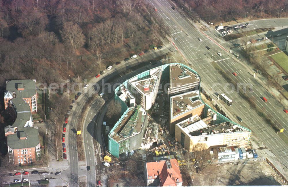 Aerial photograph Berlin - Tiergarten - Botschaften der Nordischen Länder am Klingelhöferdreieck in Berlin-Tiergarten.