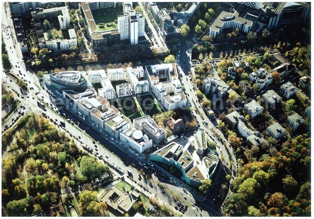 Berlin - Tiergarten from above - Botschaften der Nordischen Länder am Tiergartendreieck in Berlin - Tiergarten.