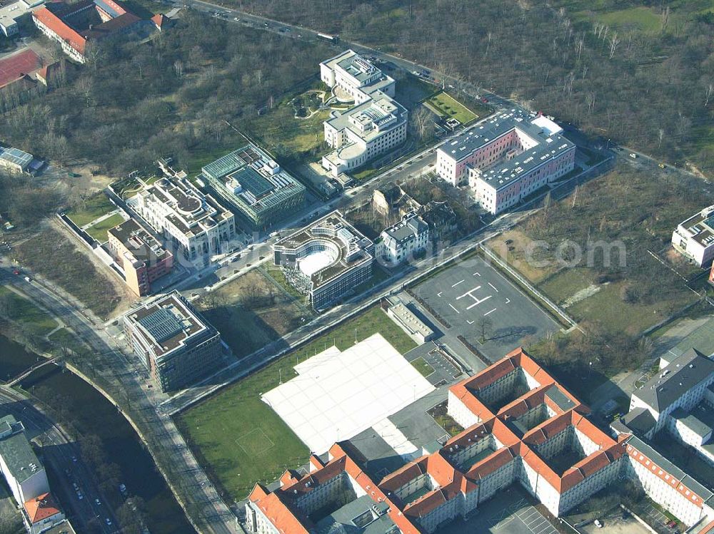 Aerial image Berlin Mitte - Botschaftenviertel an der Tiergartenstraße zwischen der Hiroshimastraße und der Hildebrandstraße in Berlin Mitte