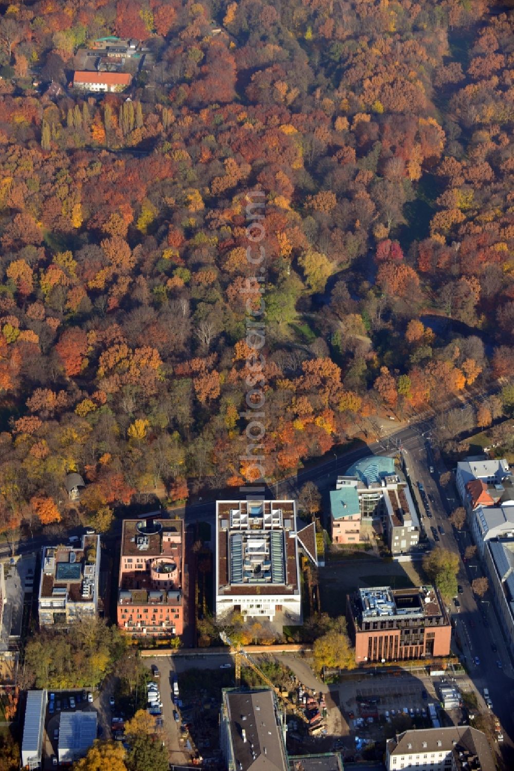 Berlin OT Tiergarten from the bird's eye view: View of the embassy area in Berlin in Mitte in the district Tiergarten