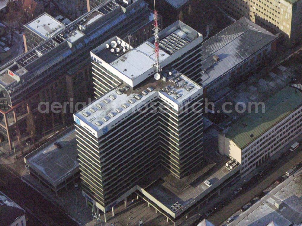 Aerial photograph München - , Blick auf das BR-Hochhaus, Arnulfstraße 42, 80335 München, Sitz des Bayerischen Rundfunks / ARD in München