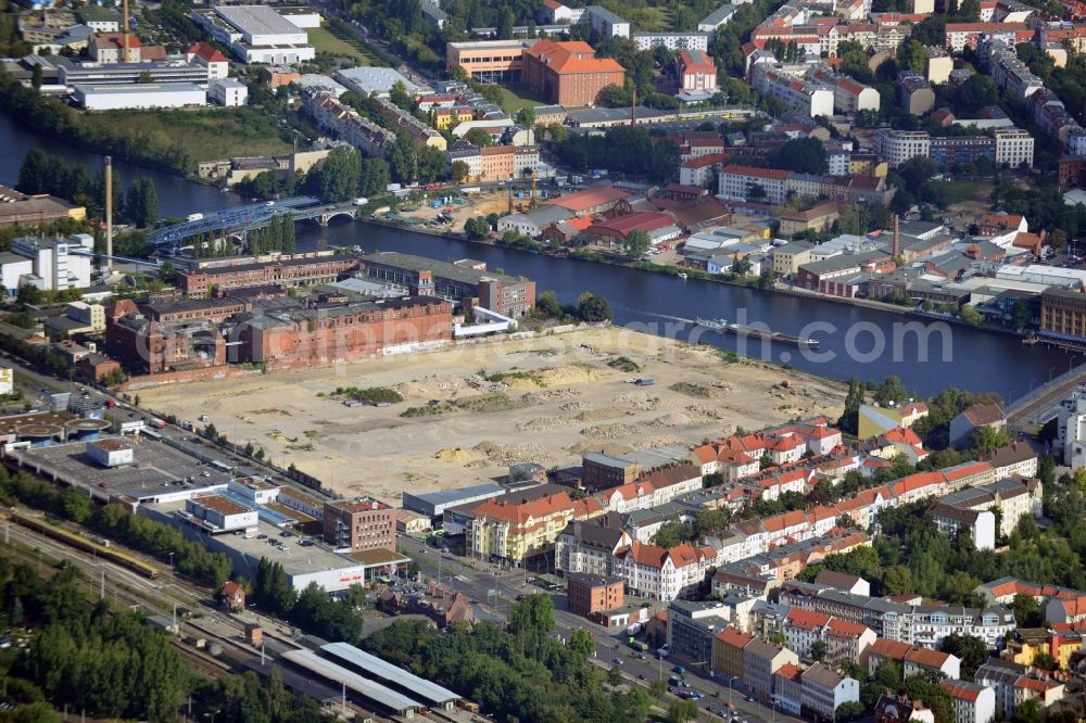 Berlin from above - View at wasteland of the former Bärenquell brewery in the Schnellerstreet in Niederschöneweide in the district of Treptow- Köpenick in Berlin. On the site was the brewhouse of the brewery