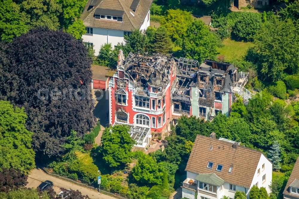 Aerial image Herdecke - Fire- Ruins One family house in a residential area of Villa Renckhoff in Herdecke in the state North Rhine-Westphalia, Germany