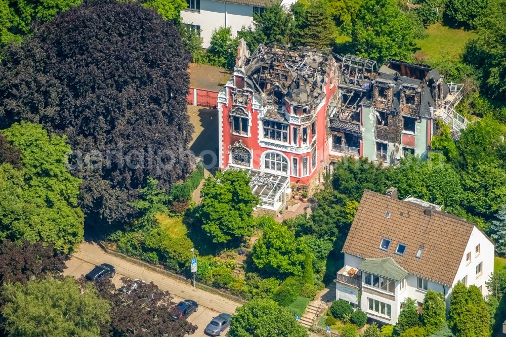 Aerial photograph Herdecke - Fire- Ruins One family house in a residential area of Villa Renckhoff in Herdecke in the state North Rhine-Westphalia, Germany