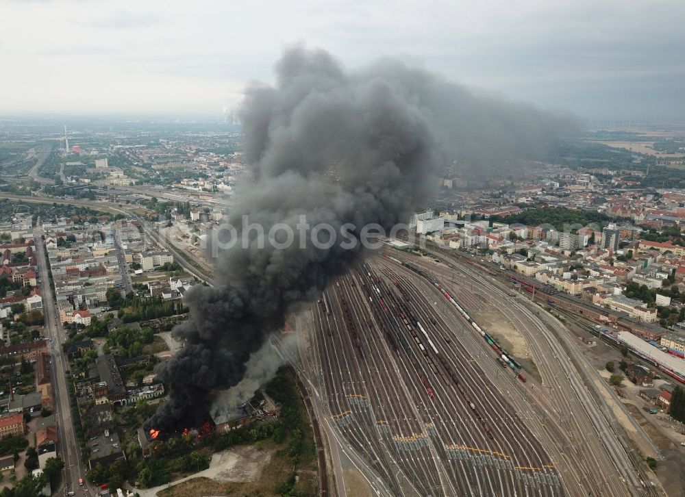 Halle (Saale) from above - Fire Ruin the buildings and halls of the alten Schlachthof on Freiimfelder Strasse in Halle (Saale) in the state Saxony-Anhalt, Germany