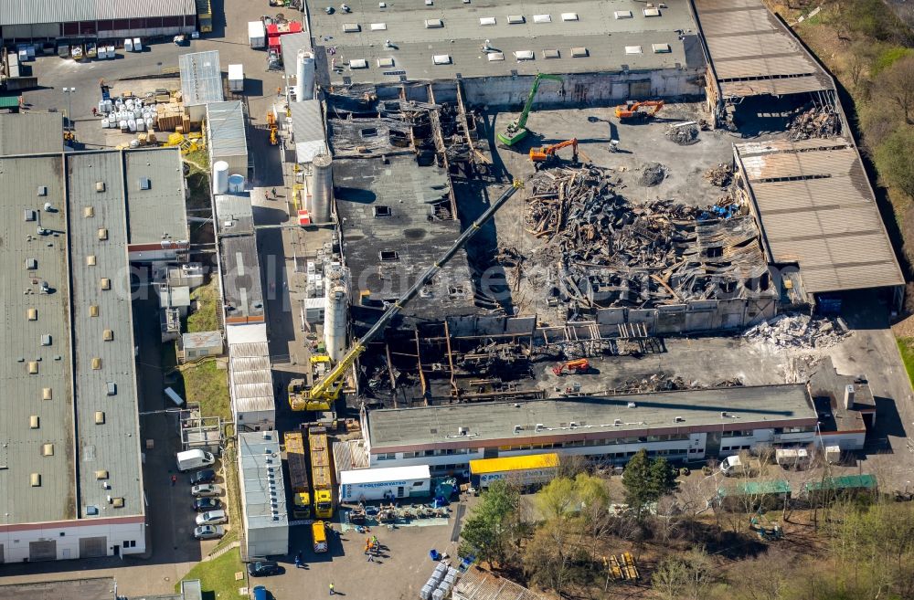 Witten from above - Fire Ruin the buildings and halls of the HP Pelzer Automotive GmbH on Brauckstrasse in the district Ruedinghausen in Witten in the state North Rhine-Westphalia