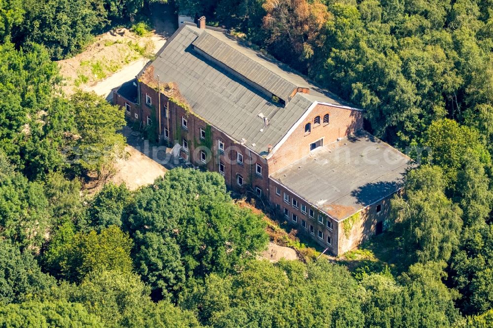 Aerial image Gladbeck - Fire ruined the building of the former Mount apprentice home in Gladbeck-Zweckel on the grounds of the former colliery Zweckel in Gladbeck in North Rhine-Westphalia