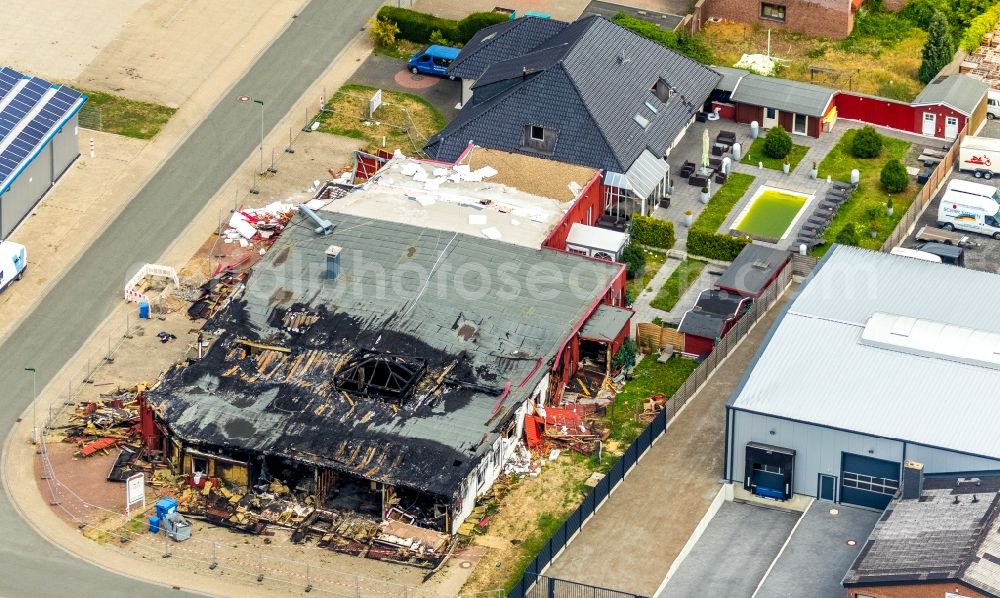 Aerial image Hamminkeln - Fire- Ruins of Sauna- Clubs on Kesseldorfer Rott in Hamminkeln in the state North Rhine-Westphalia, Germany