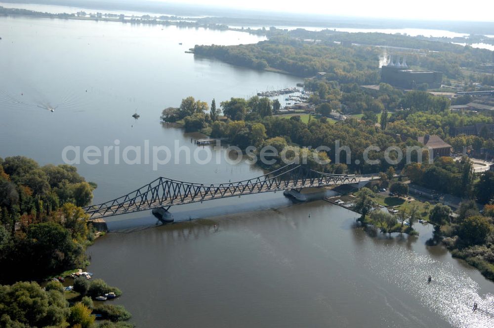 Brandenburg OT Kirchmöser from above - Blick auf die Seegartenbrücke, welche die Ortsteile Plaue und Kirchmöser über den Wendsee miteinan der verbindet. Die Brücke wurde durch einen Neubau ersetzt und im Jahr 2006 fertiggestellt.