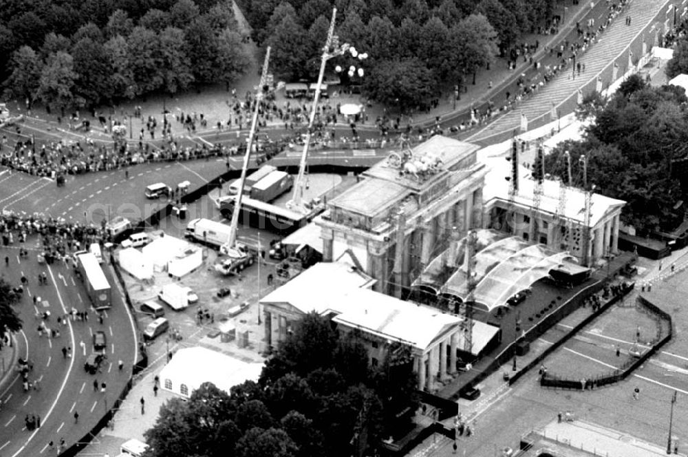 Aerial photograph Berlin - 02.10.1994 Brandenburger Tor Berlin-Tiergarten