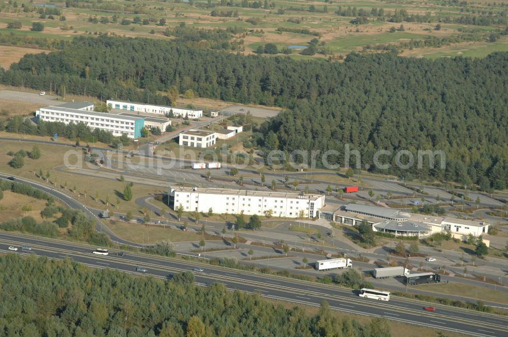 Stolpe from the bird's eye view: Brandenburgisches Autobahnamt Stolpe an der Autobahn A 111, einem ehemaligen Grenzübergang zwischen Westberlin und der DDR.