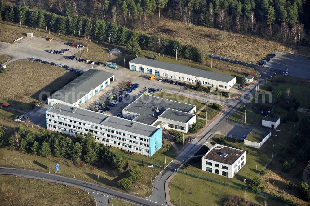 Aerial image STOLPE - Blick auf die Gebäude des Landesbetrieb Brandenburg Niederlassung Autobahn (ehem. Brandenburgisches Autobahnamt) in Stolpe an der Autobahn A 111 auf dem Gelände des ehemaligen Grenzübergang s zwischen Westberlin und der DDR. View of the Building of the motorway administration Brandenburg in Stolpe on the motorway A 111.