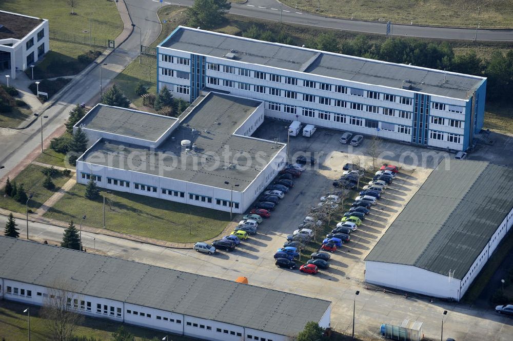 STOLPE from above - Blick auf die Gebäude des Landesbetrieb Brandenburg Niederlassung Autobahn (ehem. Brandenburgisches Autobahnamt) in Stolpe an der Autobahn A 111 auf dem Gelände des ehemaligen Grenzübergang s zwischen Westberlin und der DDR. View of the Building of the motorway administration Brandenburg in Stolpe on the motorway A 111.