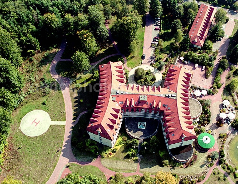 Aerial photograph Wandlitz - Hospital grounds of the Clinic Brandenburgklinik Berlin-Brandenburg on Brandenburgallee in the district Waldsiedlung in Bernau in the state Brandenburg, Germany