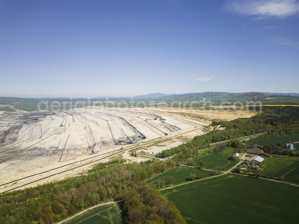 Bogatynia - Reichenau from the bird's eye view: Mining area - terrain and overburden areas of the lignite opencast mine Turow - Biedrzychowice Gorne on the Droga bez nazwy road in Bogatynia - Reichenau in the Lower Silesian Voivodeship, Poland