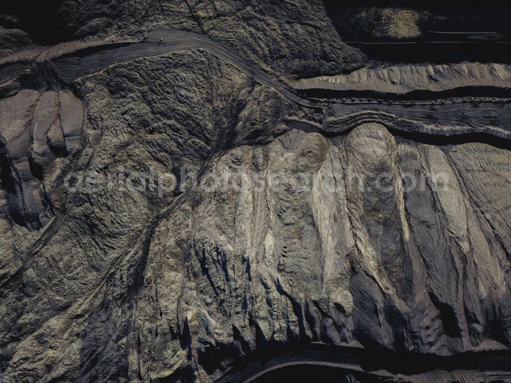 Aerial photograph Welzow - Mining area - terrain and overburden surfaces of coal - opencast mining of Vattenfall Europe in Welzow in the state Brandenburg