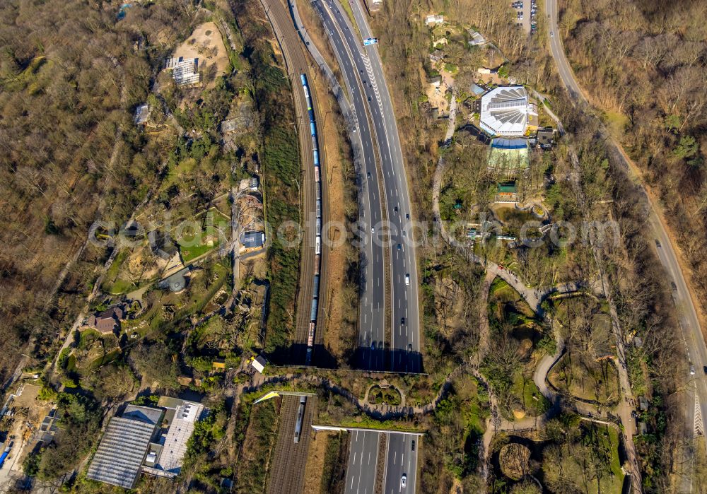 Aerial image Duisburg - Zoo grounds in Duisburg at Ruhrgebiet in the state North Rhine-Westphalia, Germany