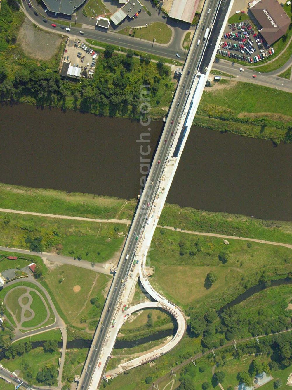 Aerial image D??ín (Tetschen - Bodenbach) - Blick auf die Brücke der Bundesstraße E 442/62/13 in D??ín (Tetschen - Bodenbach), die über die Elbe führt.