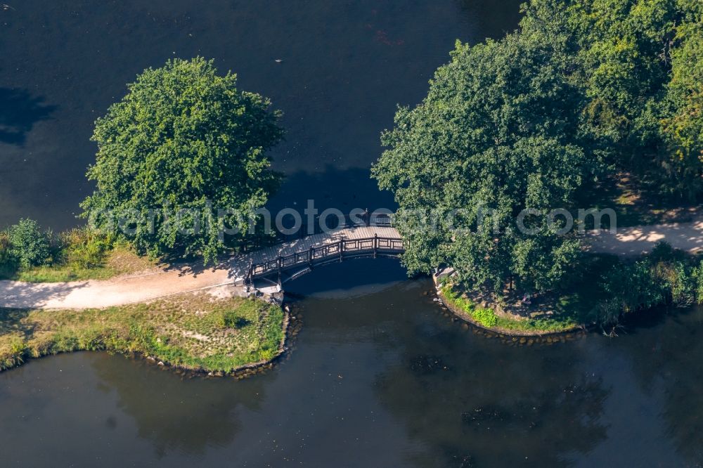 Leipzig from above - Historic Old Bridge on the lake in Johanna- Park in the district Zentrum-West in Leipzig in the state Saxony, Germany