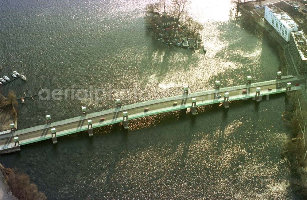 Aerial image Berlin - Spandau - Brücke zur Wasserstadt Oberhavel in Berlin - Spandau.