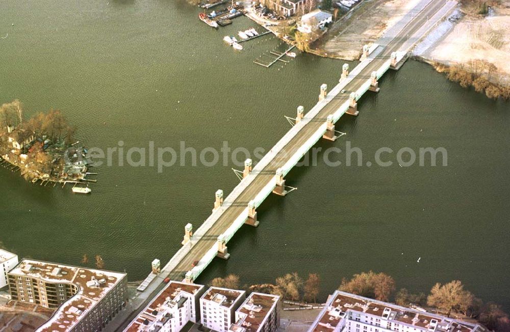 Berlin - Spandau from the bird's eye view: Brücke zur Wasserstadt Oberhavel in Berlin - Spandau.