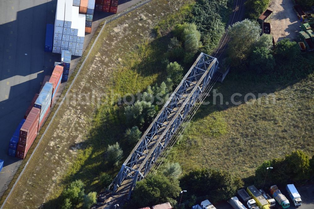 Aerial photograph Hamburg - Bridge over the Trave harbour in Hamburg-Mitte / Steinwerder. A project of the Hamburg Port Authority HPA