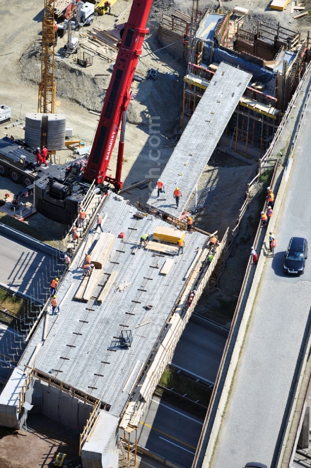 Aerial photograph Dittersdorf - Buildings and route of the motorway A9 motorway with four lanes now. Currently, reconstruction, expansion and new construction work is underway for the six-lane expansion of Highway 9 between Triptis and Schleiz by Wayss & Freytag Ingenieurbau and EUROVIA VINCI