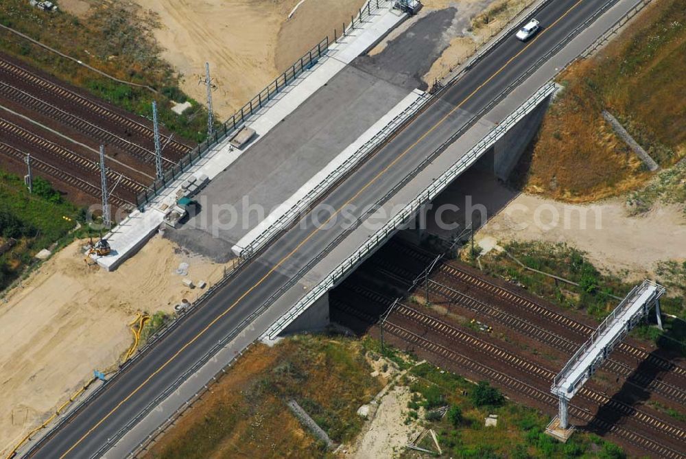 Mahlow from the bird's eye view: Brückenbau an der Ortsumgehung B96 durch die Schälerbau Berlin GmbH