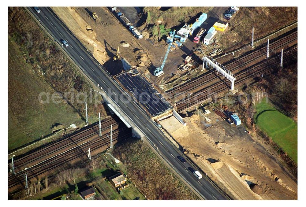 Aerial photograph Mahlow / Brandenburg - Blick auf die Baustelle der Schälerbau Berlin GmbH an der Ortsumfahrung Mahlow am Gewerbegebiet.