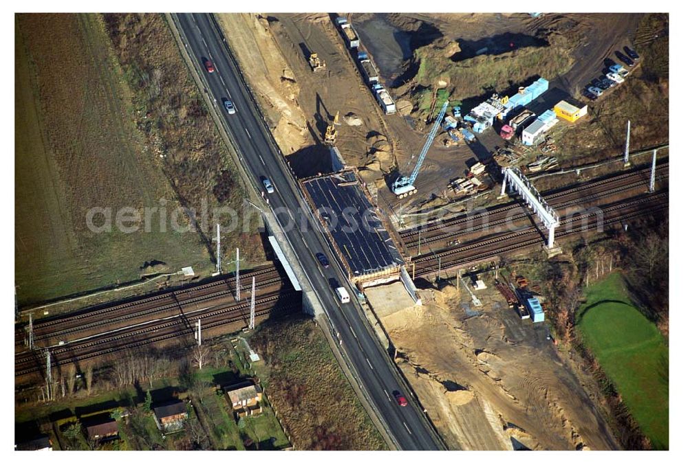 Aerial image Mahlow / Brandenburg - Blick auf die Baustelle der Schälerbau Berlin GmbH an der Ortsumfahrung Mahlow am Gewerbegebiet.