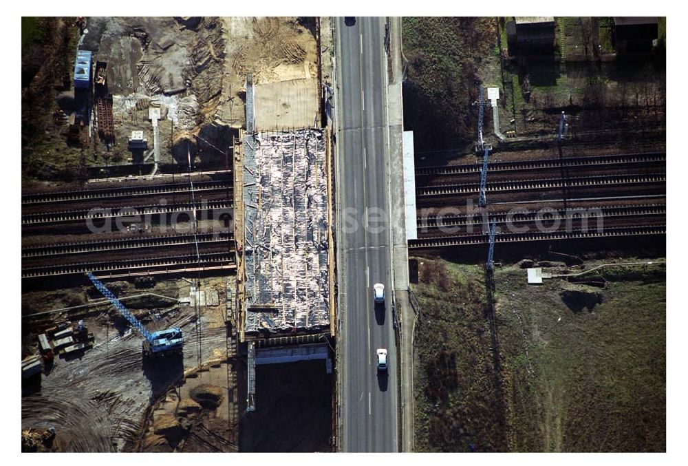 Aerial photograph Mahlow / Brandenburg - Blick auf die Baustelle der Schälerbau Berlin GmbH an der Ortsumfahrung Mahlow am Gewerbegebiet.