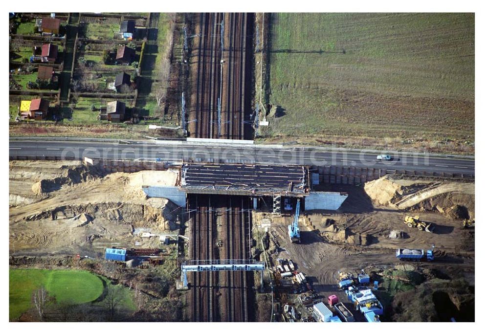 Aerial photograph Mahlow / Brandenburg - Blick auf die Baustelle der Schälerbau Berlin GmbH an der Ortsumfahrung Mahlow am Gewerbegebiet.