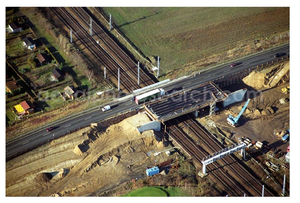 Aerial image Mahlow / Brandenburg - Blick auf die Baustelle der Schälerbau Berlin GmbH an der Ortsumfahrung Mahlow am Gewerbegebiet.