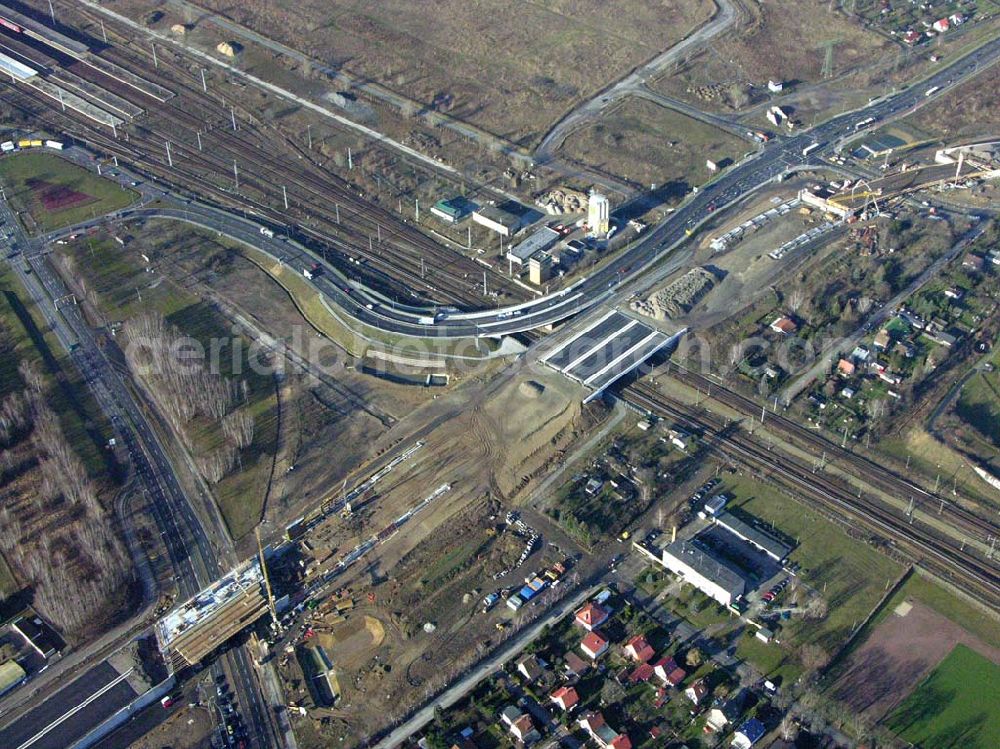 Aerial photograph Schönefeld - Blick auf die fertig gestellte Zufahrtsbrücke am Stadtautobahnzubringer am S-Bahnhof Berlin-Schönefeld. Ein Projekt der Schälerbau Berlin GmbH.