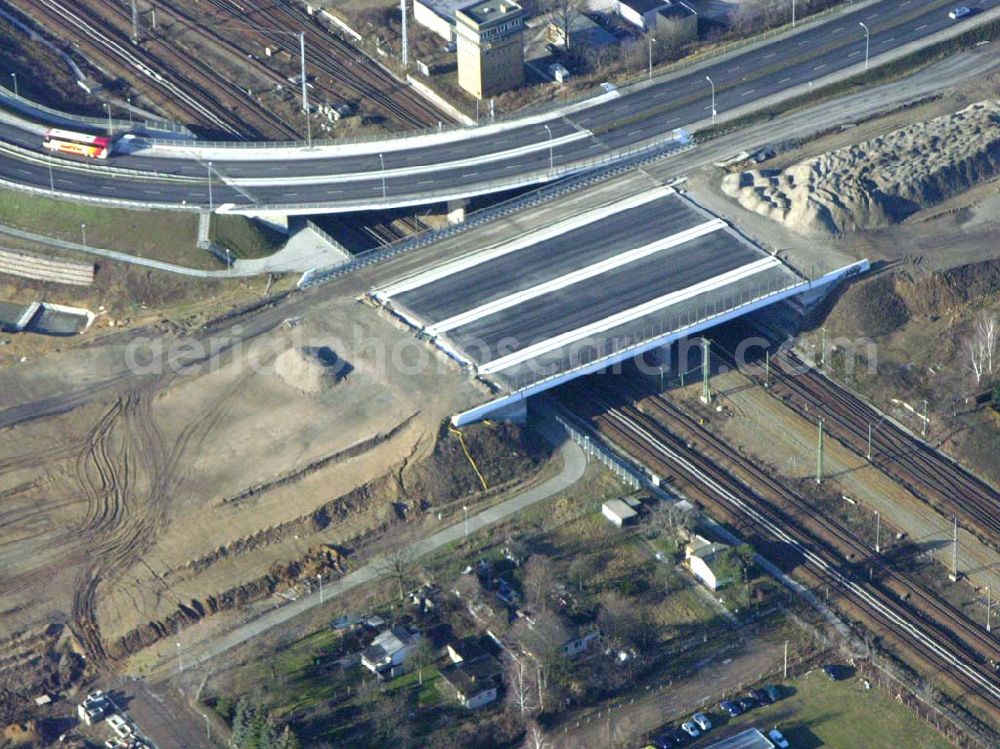 Aerial photograph Schönefeld - Blick auf die fertig gestellte Zufahrtsbrücke am Stadtautobahnzubringer am S-Bahnhof Berlin-Schönefeld. Ein Projekt der Schälerbau Berlin GmbH.