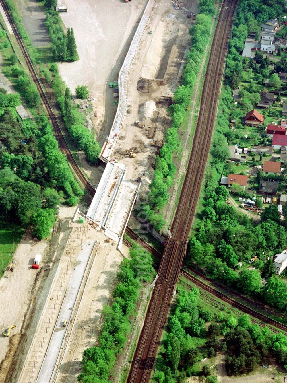 Aerial image Berlin - Köpenick - Brückenbau zwischen der Wuhlheide und Oberschöneweide in Berlin - Köpenick.