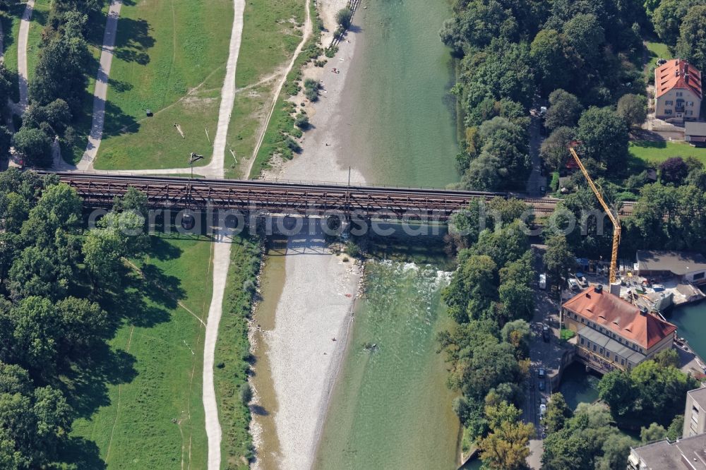 Aerial image München - Railway bridge building Braunauer Eisenbahnbruecke in Munich in the state Bavaria